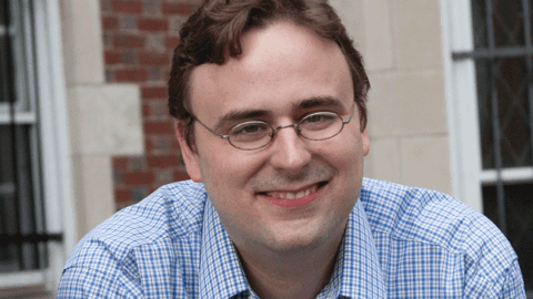 Head shot of Kyle Albert