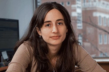 Head shot of Rema Hanna