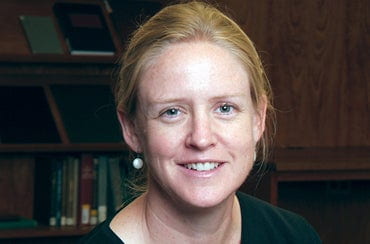 Head shot of Stephanie Jones