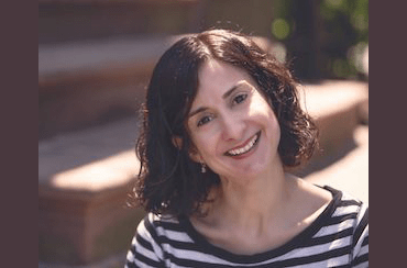 Head shot of Delia Furtado