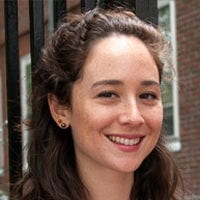 Head shot of Lindsay Kobayashi