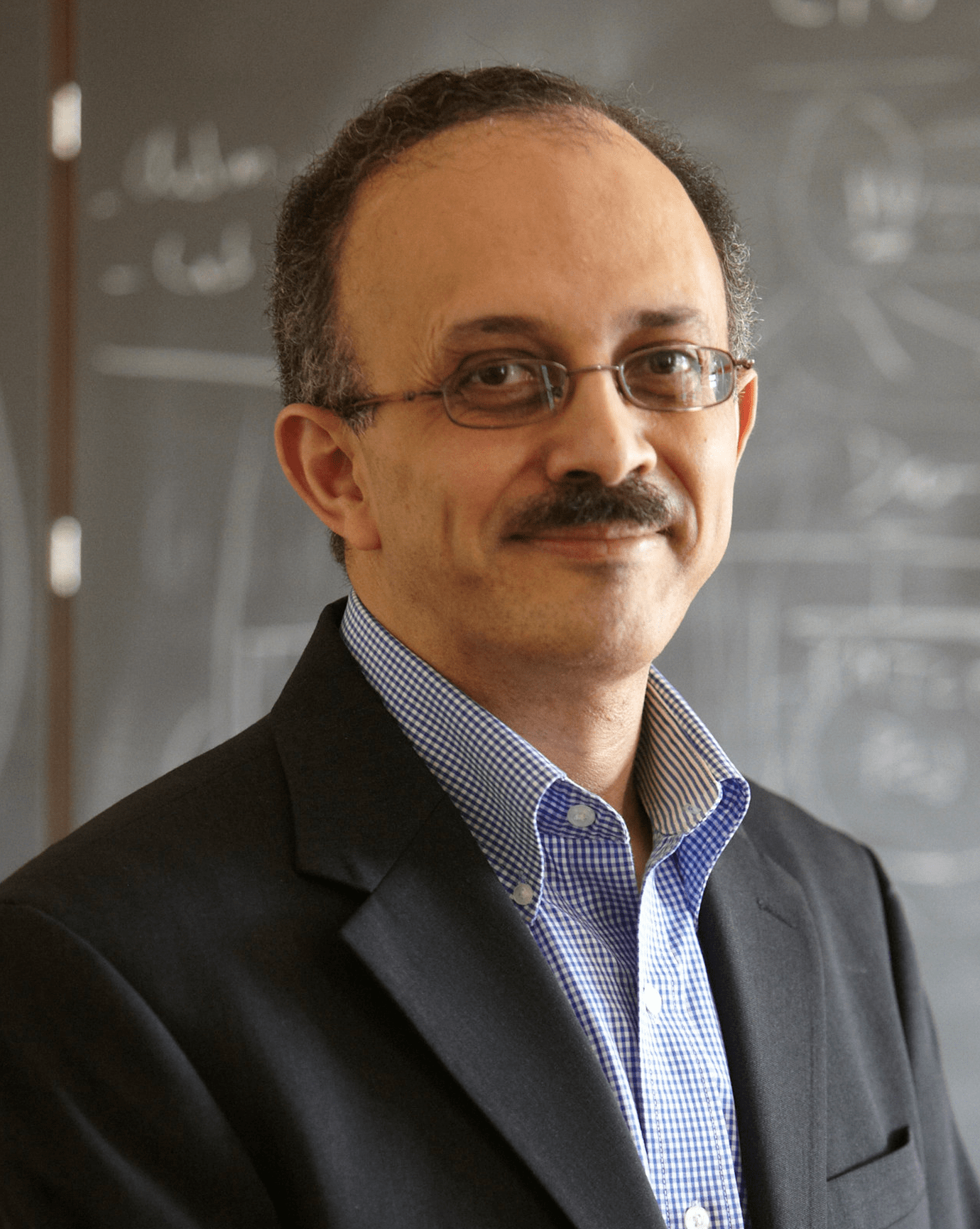 Head shot of Fawzi