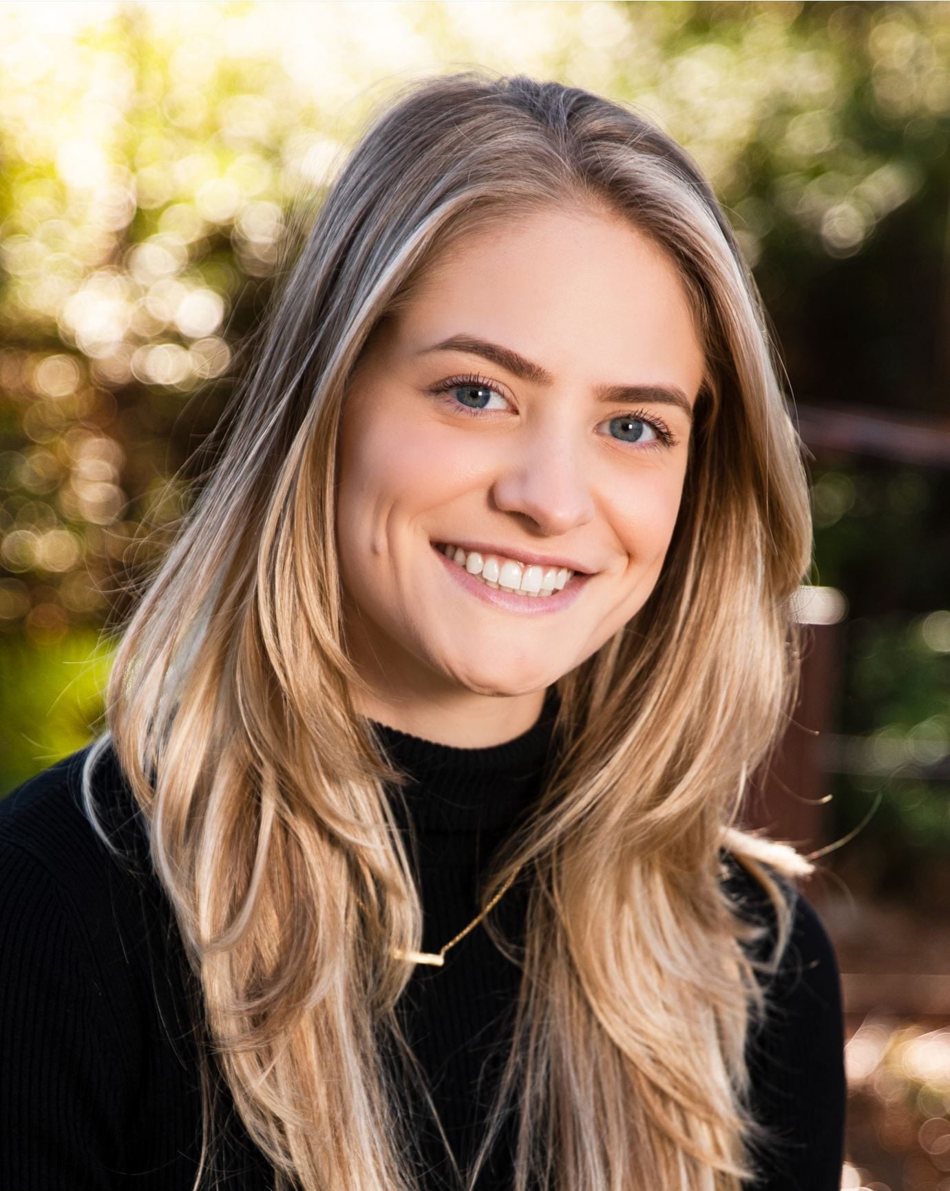 Head shot of Kate Beach