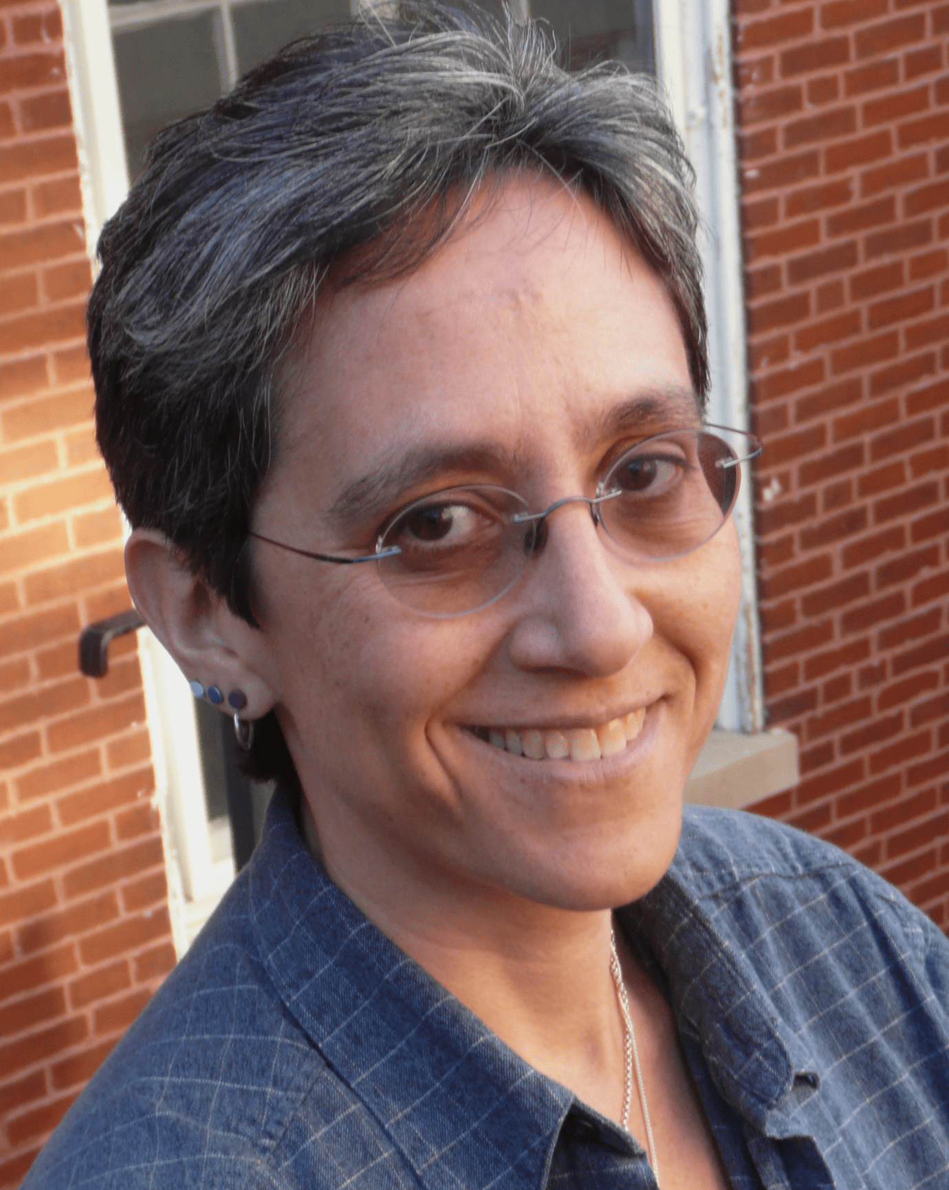 Head shot of Nancy Krieger