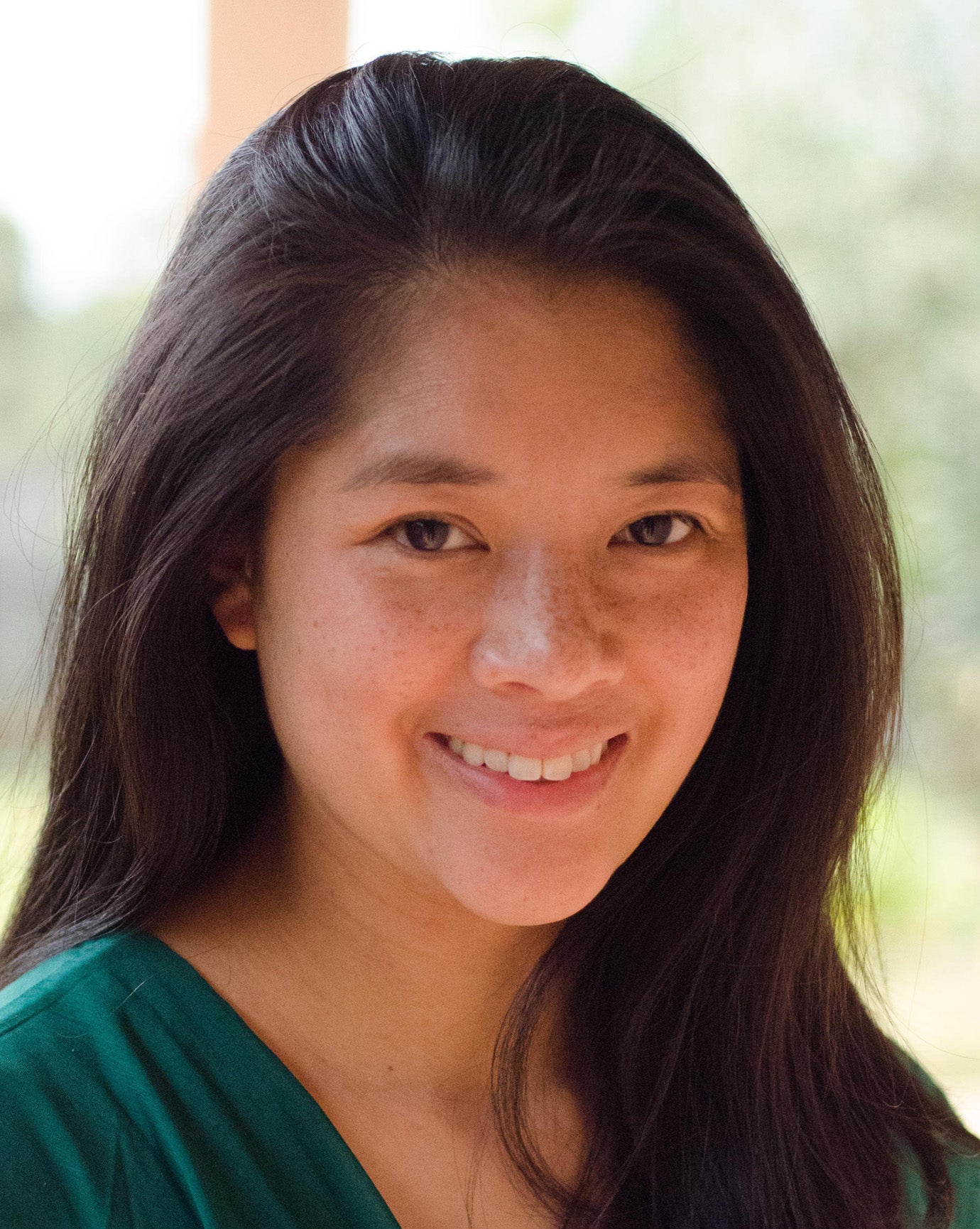 Head shot of Cindy Liu