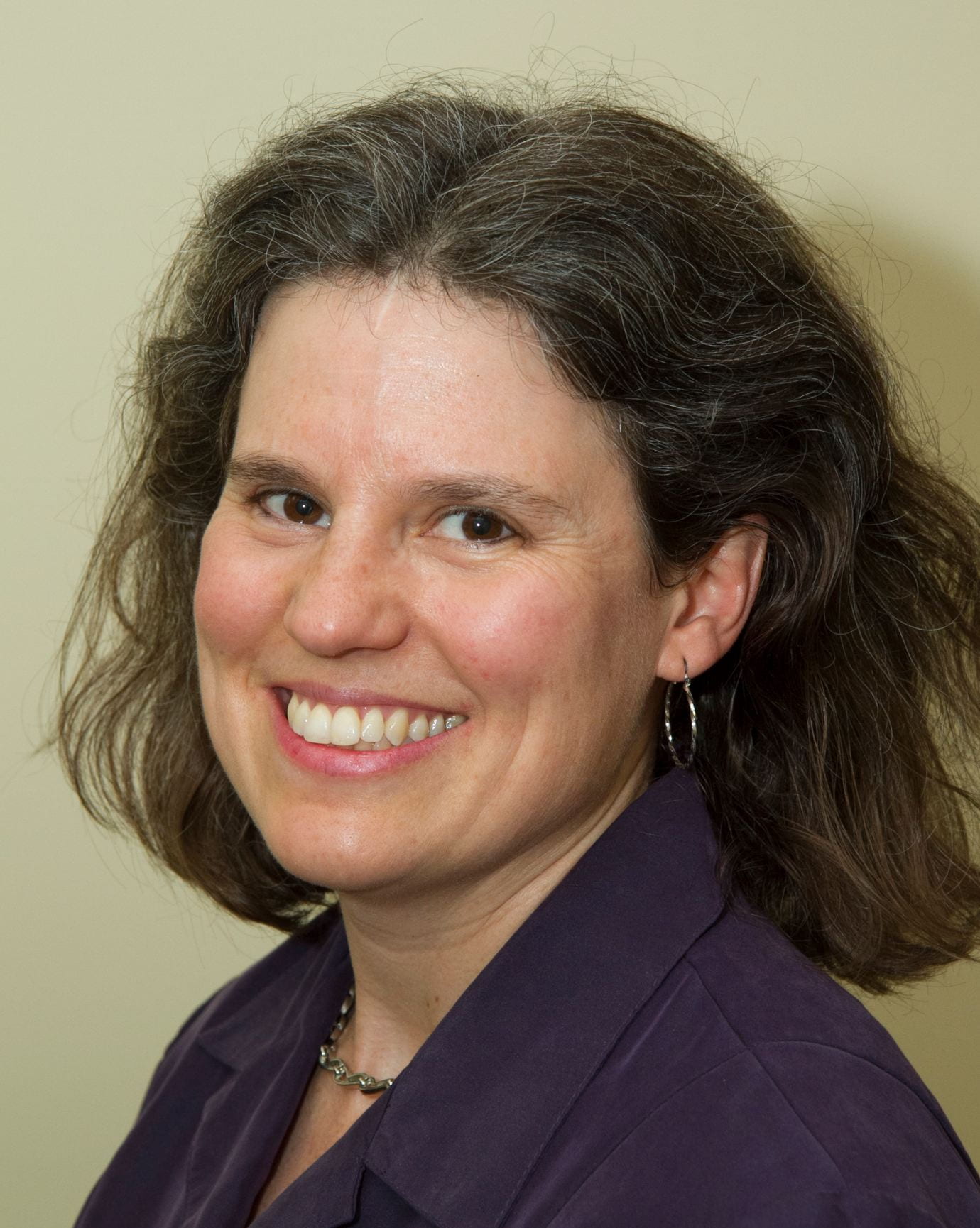 Head shot of Susan Stewart