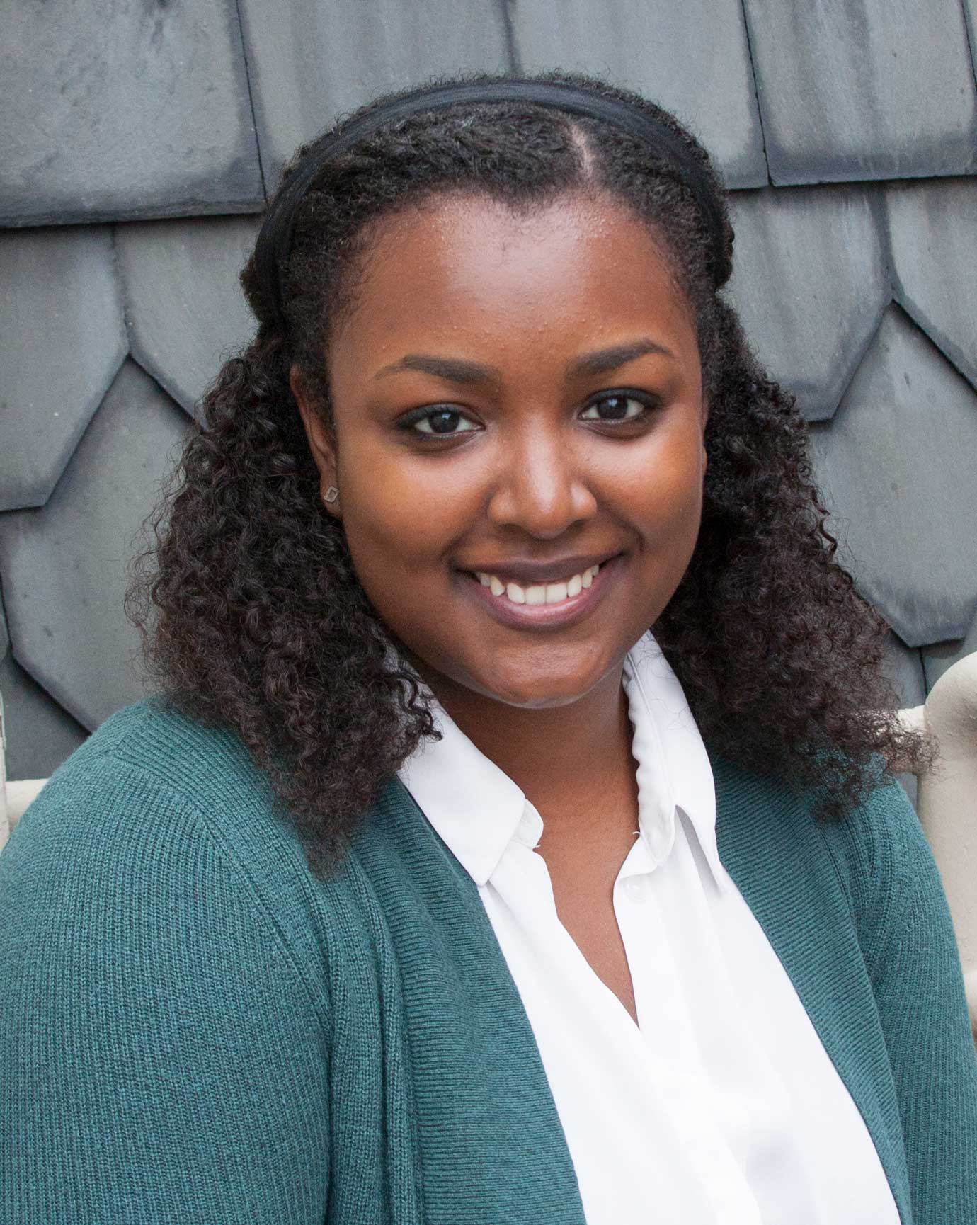 Head shot of Leslie Adams