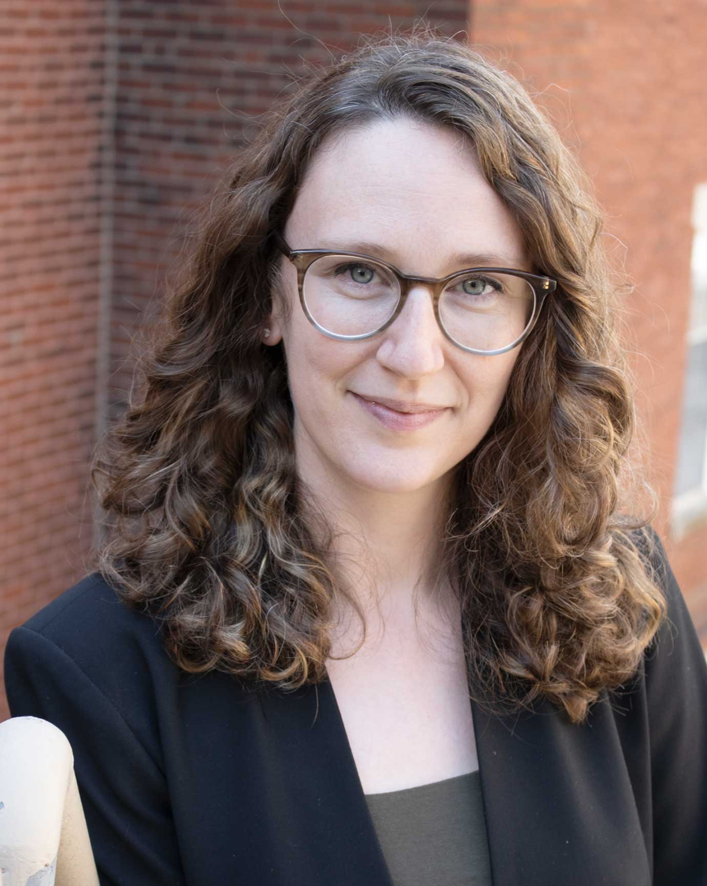 Head shot of Nicole Kreisberg