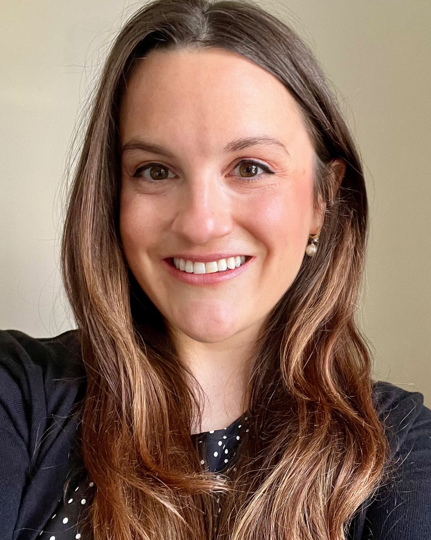 Head shot of Eliza Dryer